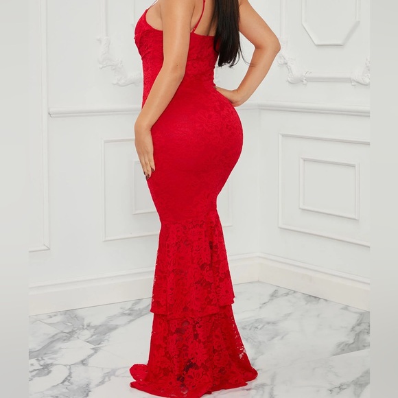 FASHION NOVA Elegant Lace Maxi Dress Red Size Small - Picture 11 of 11